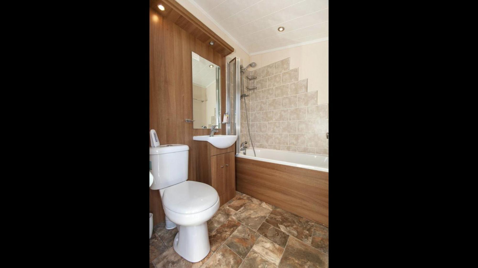 Tydd St. Giles Bumblebee Lodge מראה חיצוני תמונה
